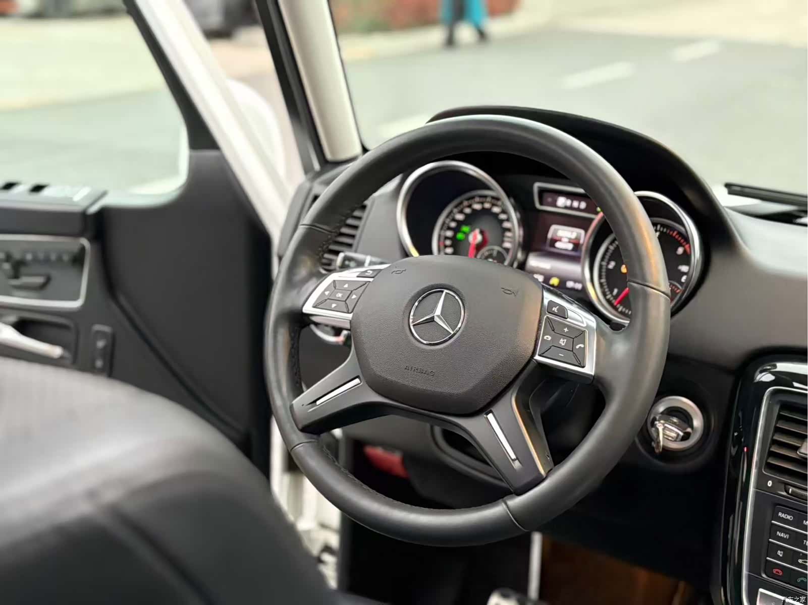Mercedes-Benz G-Class, 2019 19
