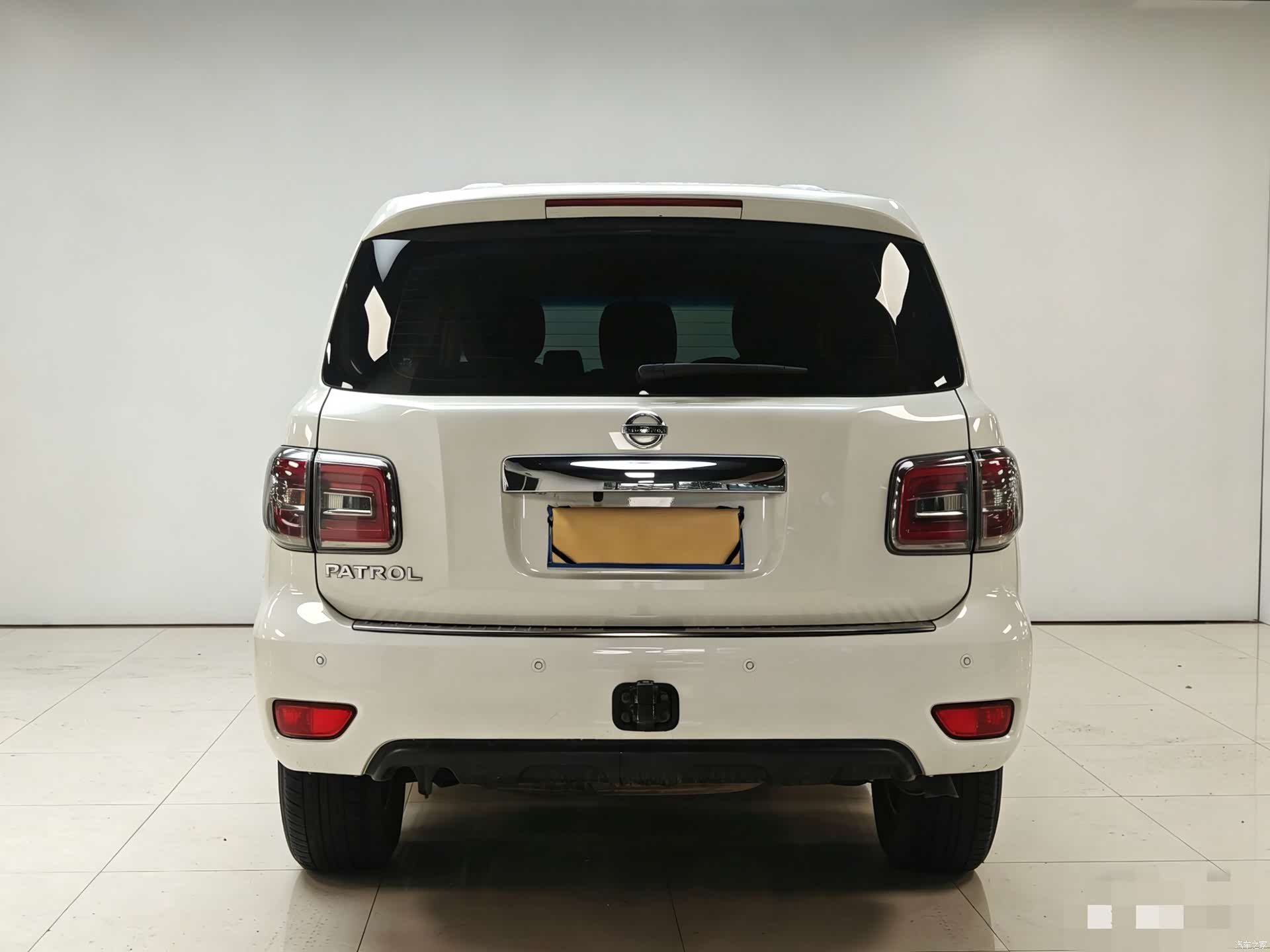 Nissan Patrol, 2017 16