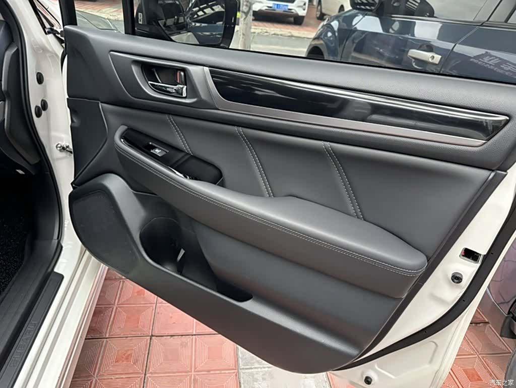 Subaru Legacy, 2017 15