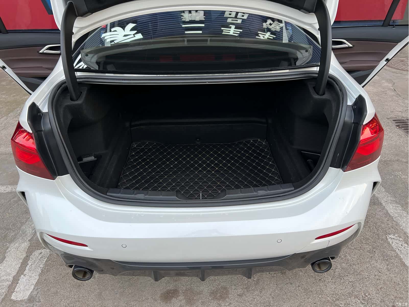 BMW 1 Series, 2023 9