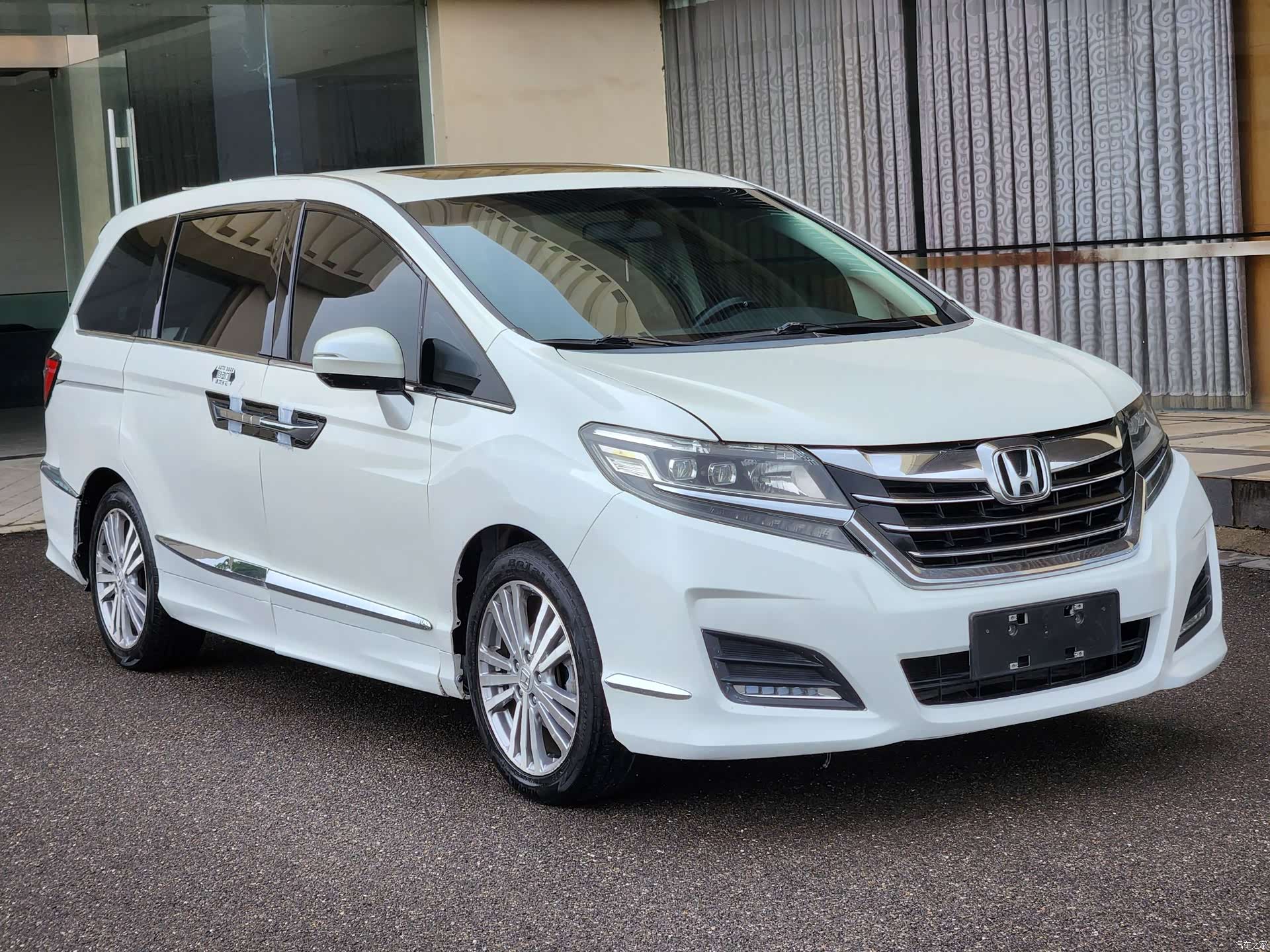 Honda Elysion, 2018 3