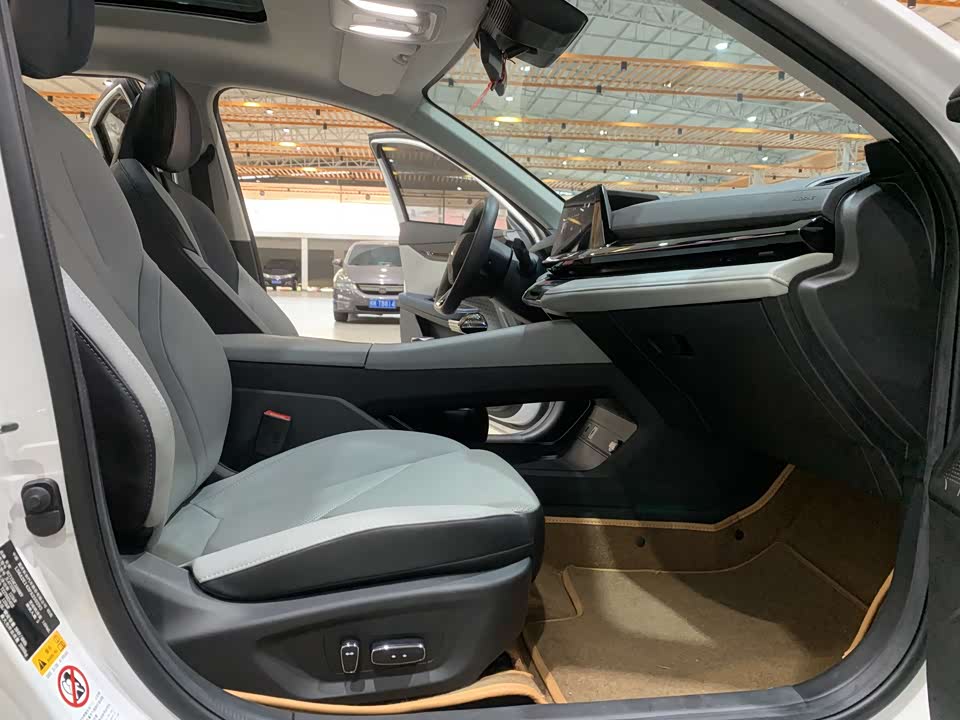 Changan UNI-V Smart iDD