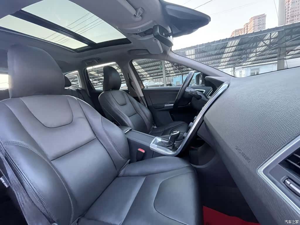 Volvo XC60, 2014 18