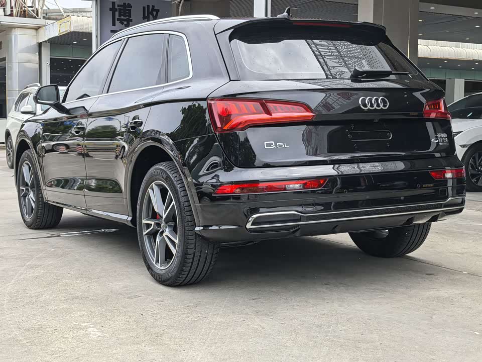 Audi Q5L Audi Q5L