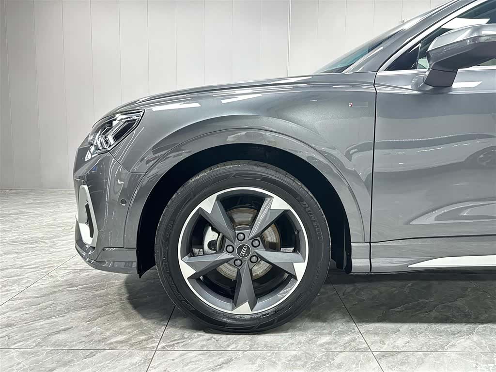 Audi Q3, 2022 9