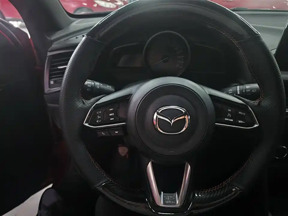Mazda CX-4
