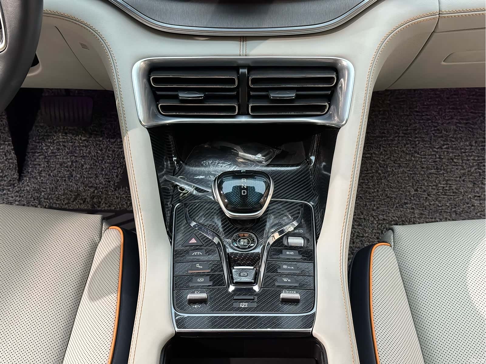 BYD Song, 2022 15