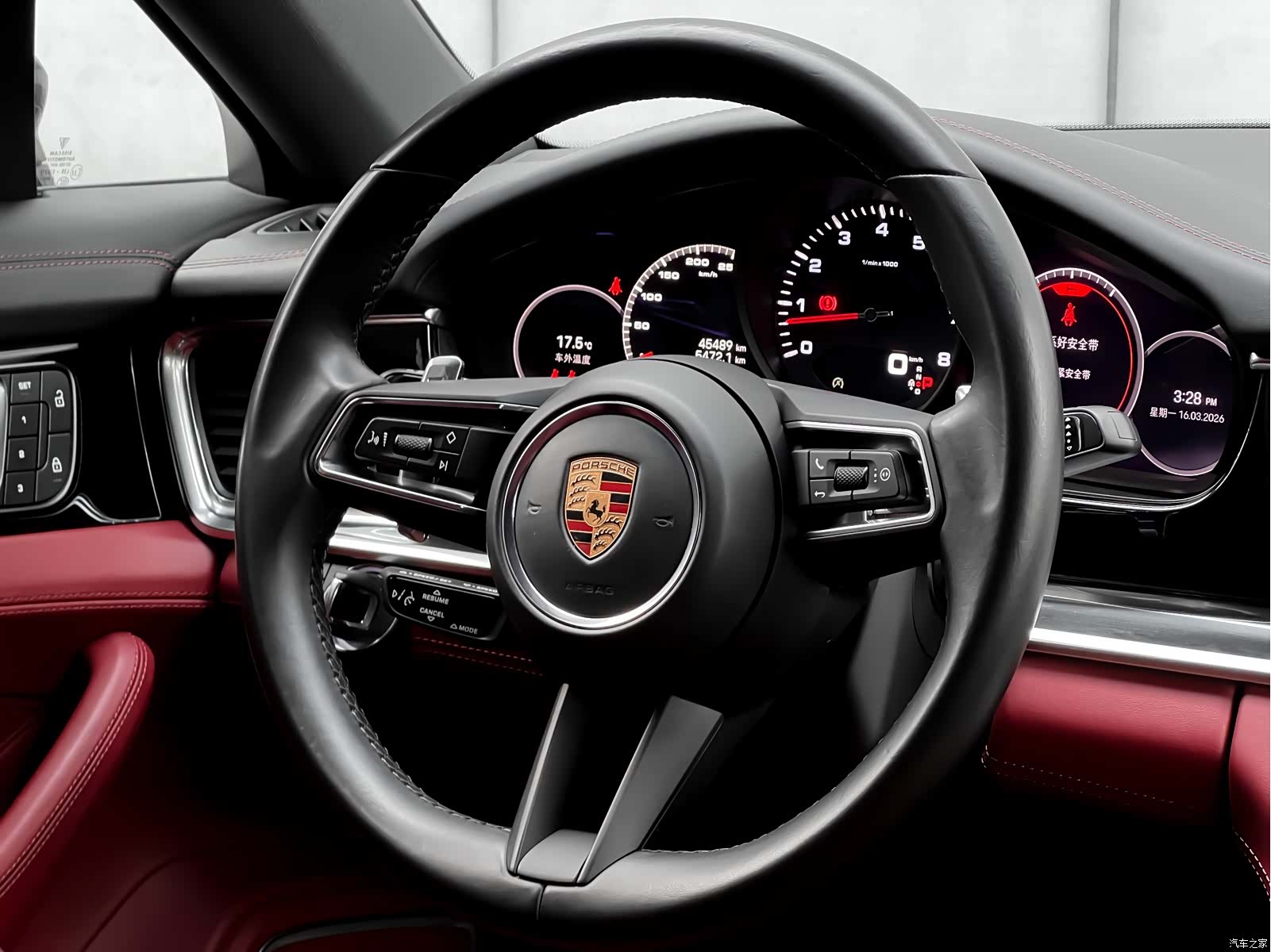Porsche Panamera, 2022 13