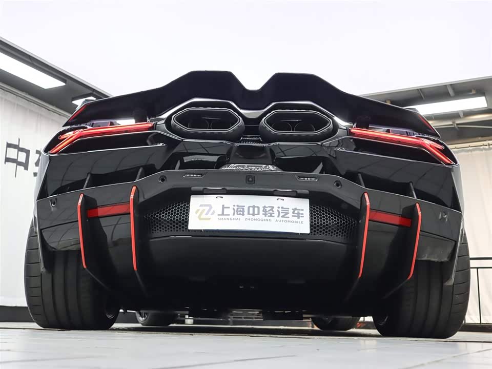 Lamborghini Revuelto Lamborghini Revuelto