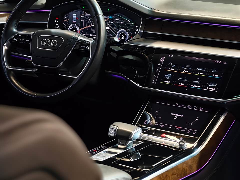 Audi A8