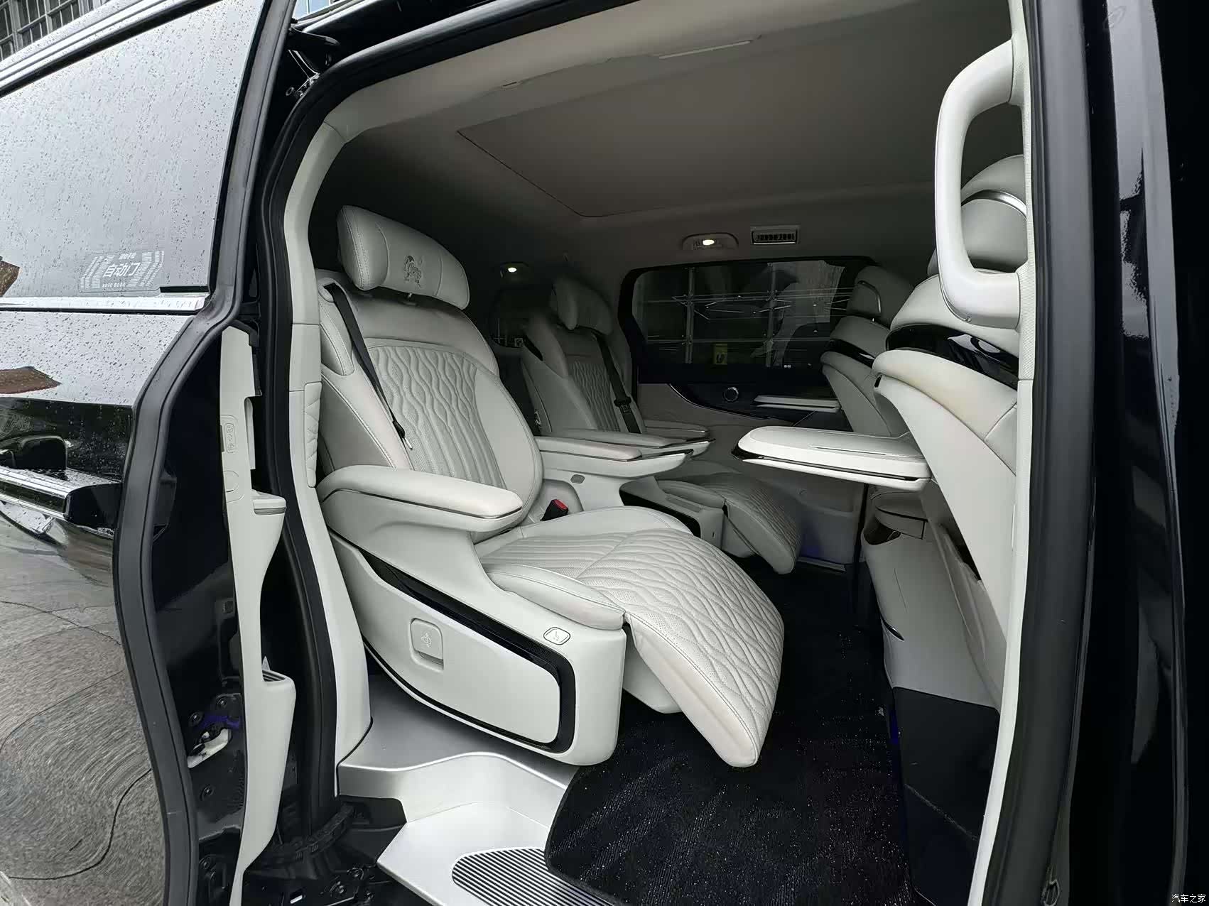 DongFeng V9, 2024 10