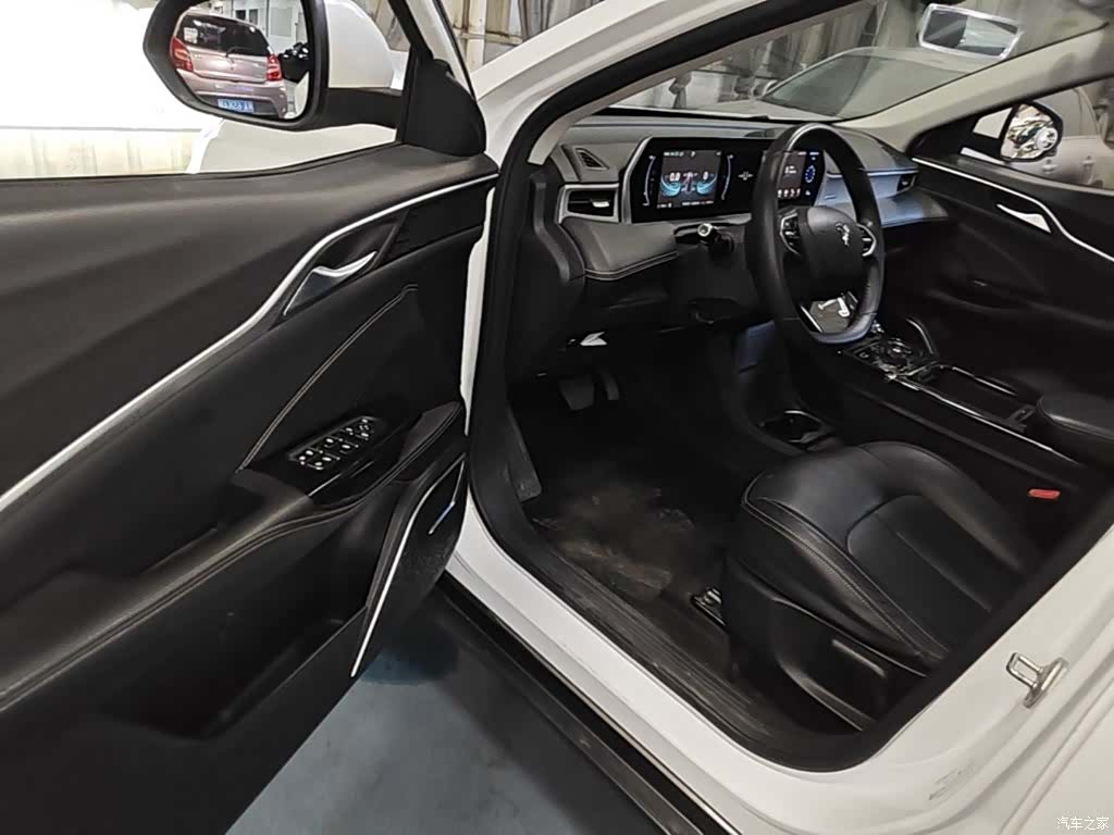 Neta Yuan, 2024 12