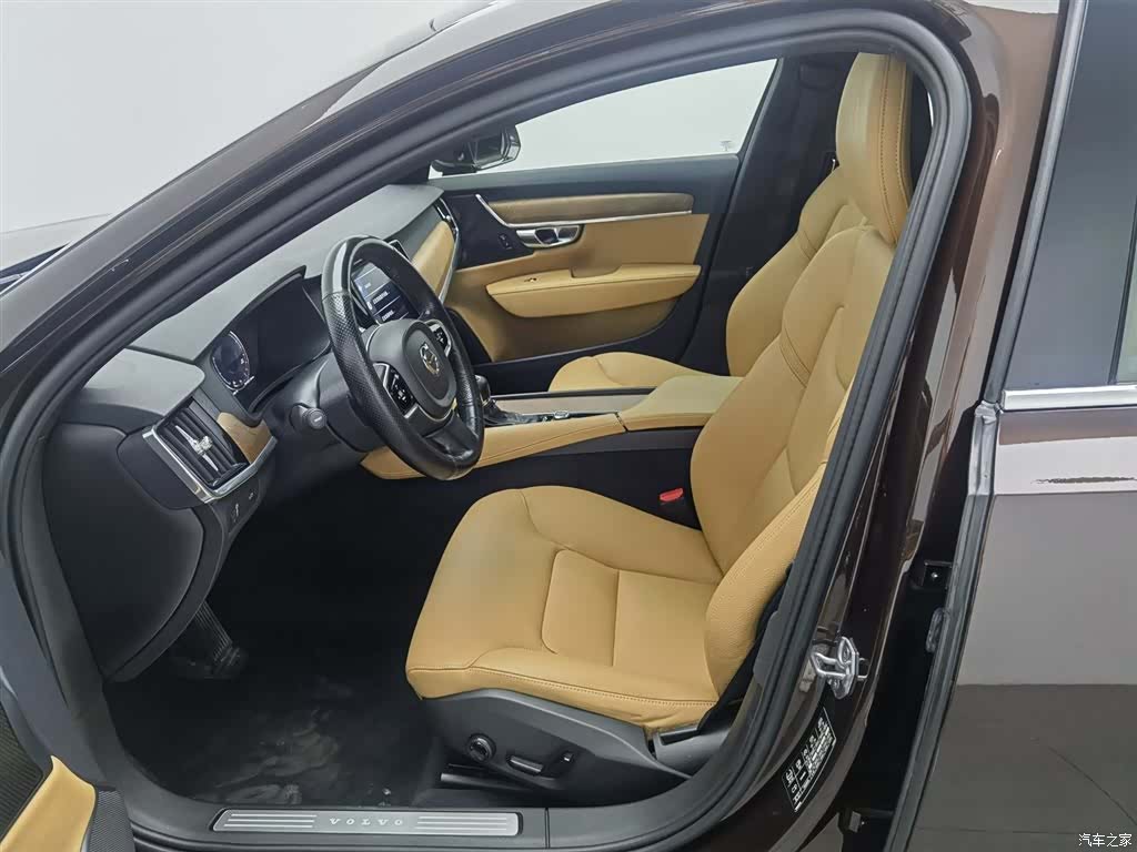 Volvo S90, 2019 10