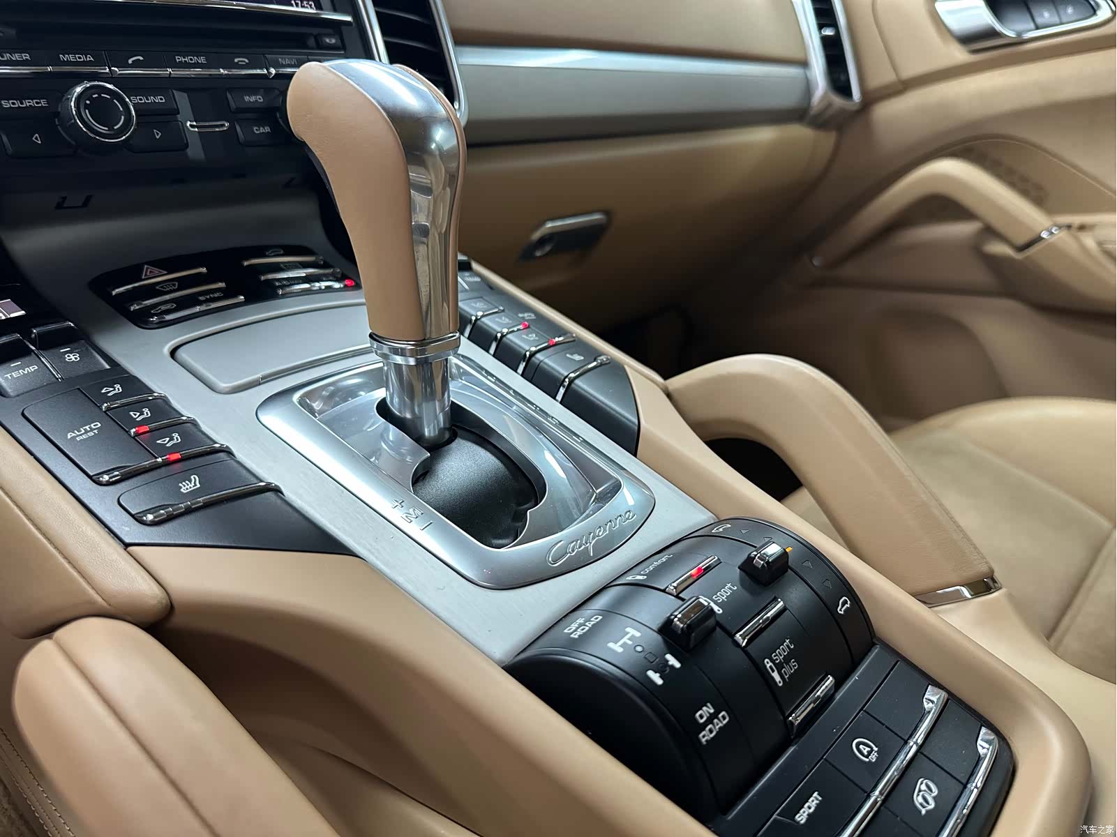 Porsche Cayenne, 2015 17