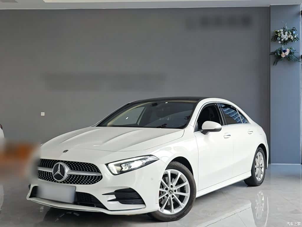 Mercedes-Benz A-Class, 2022 3