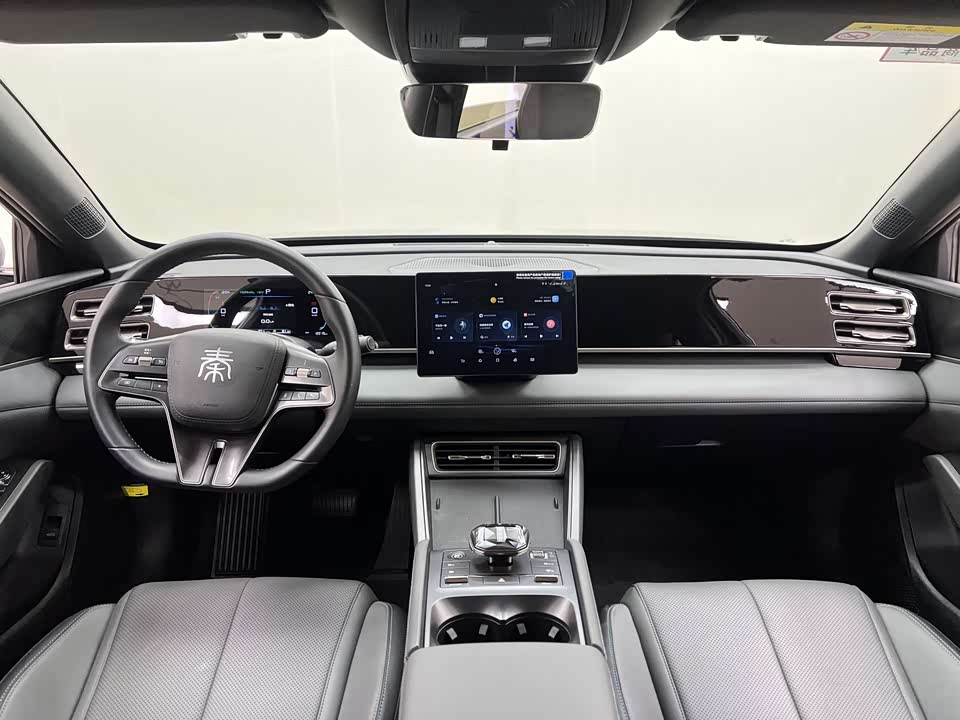 BYD Qin L