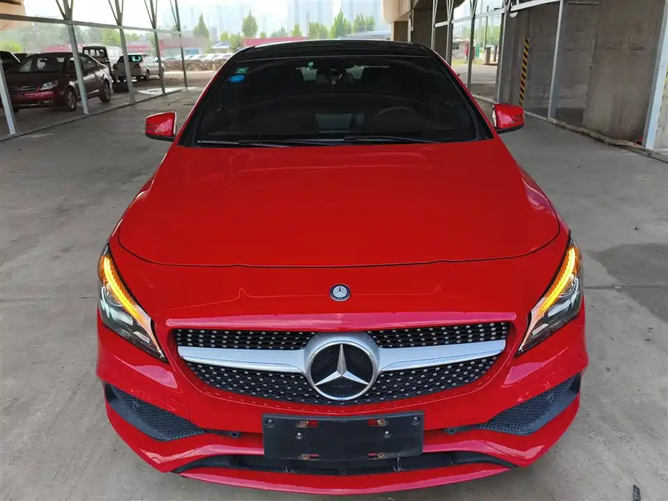 Mercedes-Benz CLA