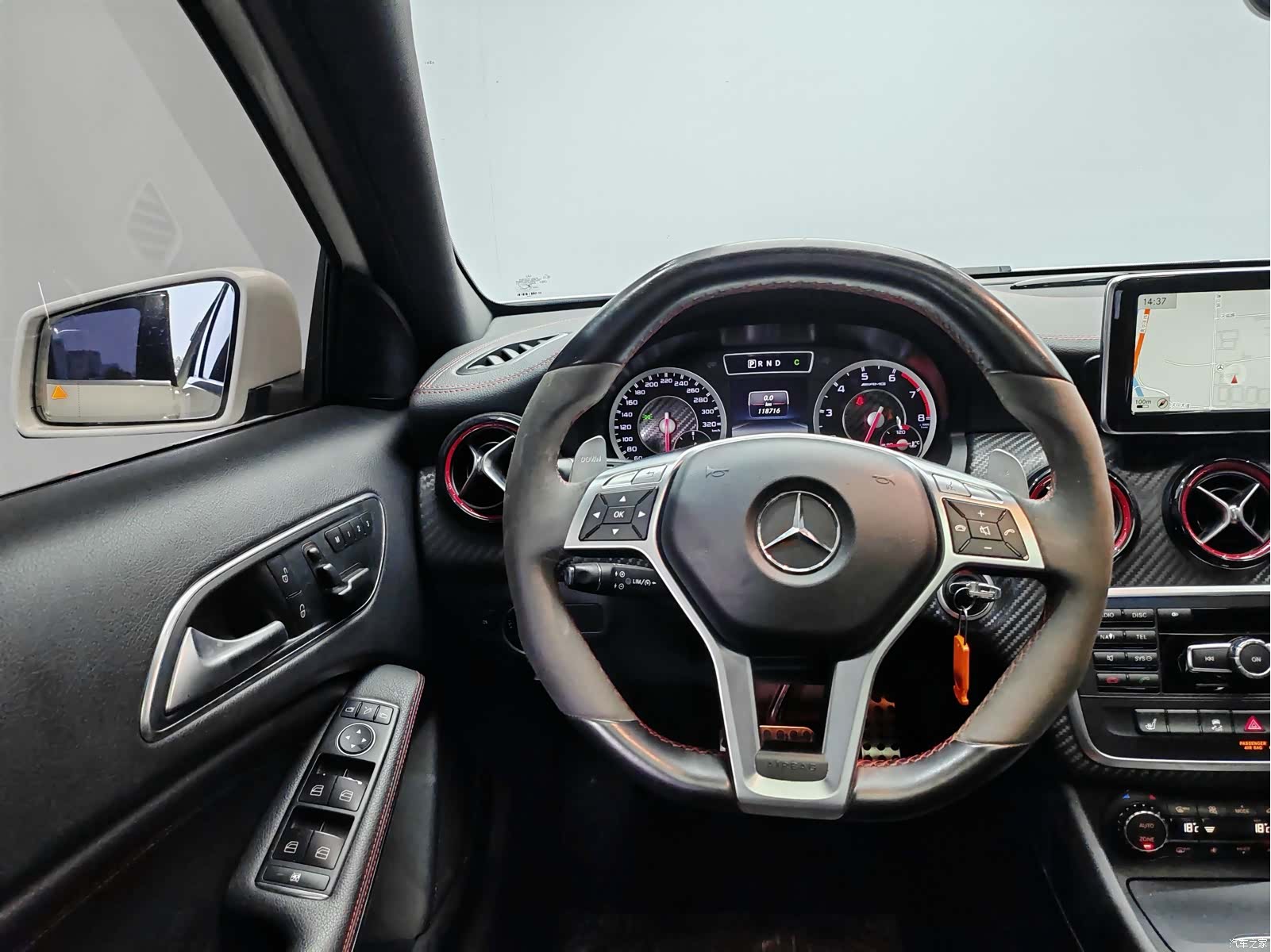 Mercedes-Benz A-Class, 2015 9