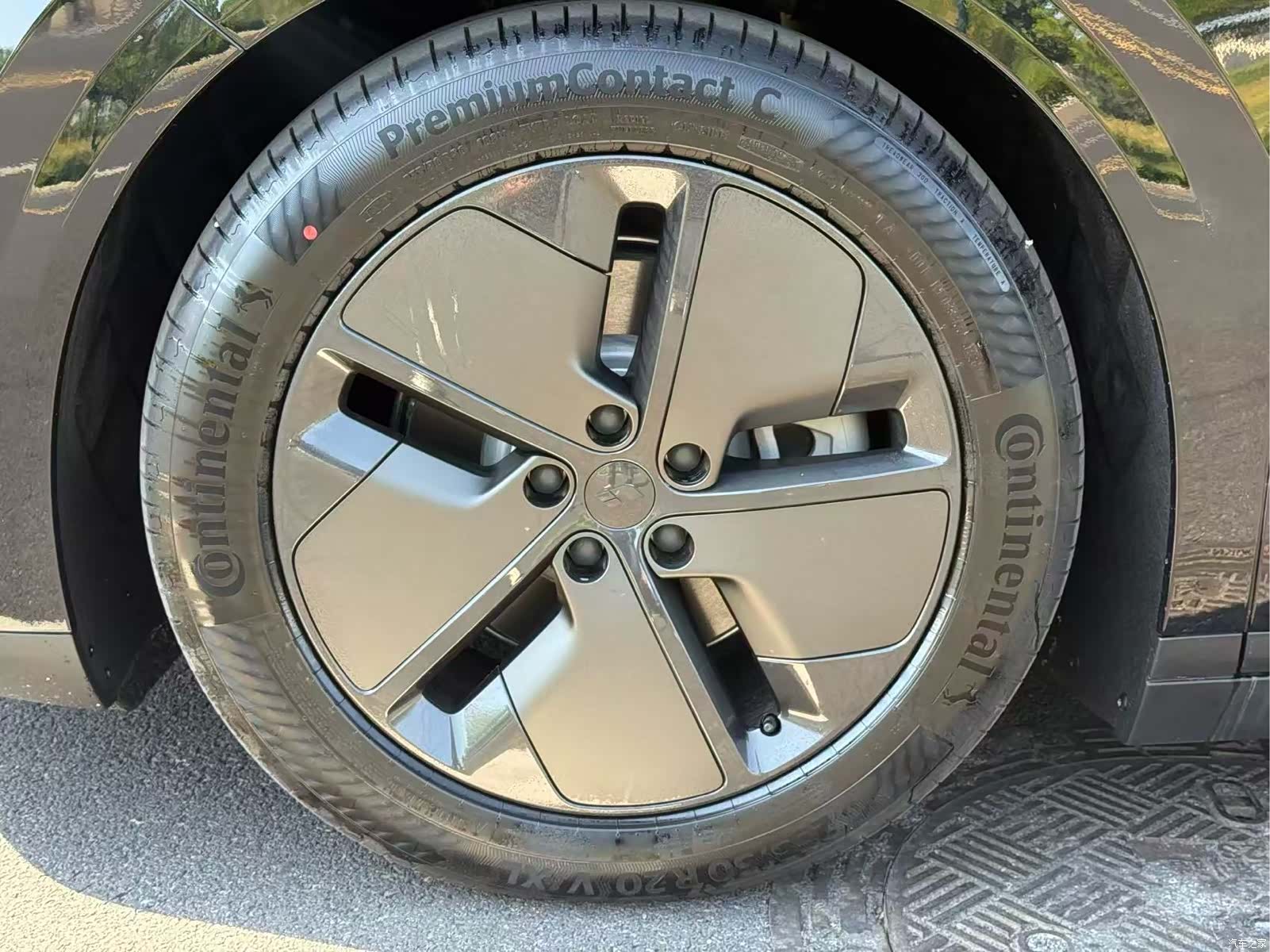 Li Auto i8, 2026 7