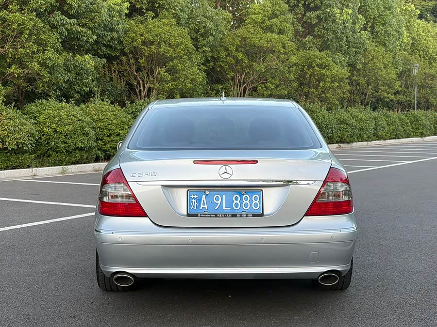 Mercedes-Benz E-Class 2009, фото 14