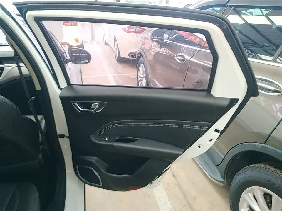 Geely Vision X3