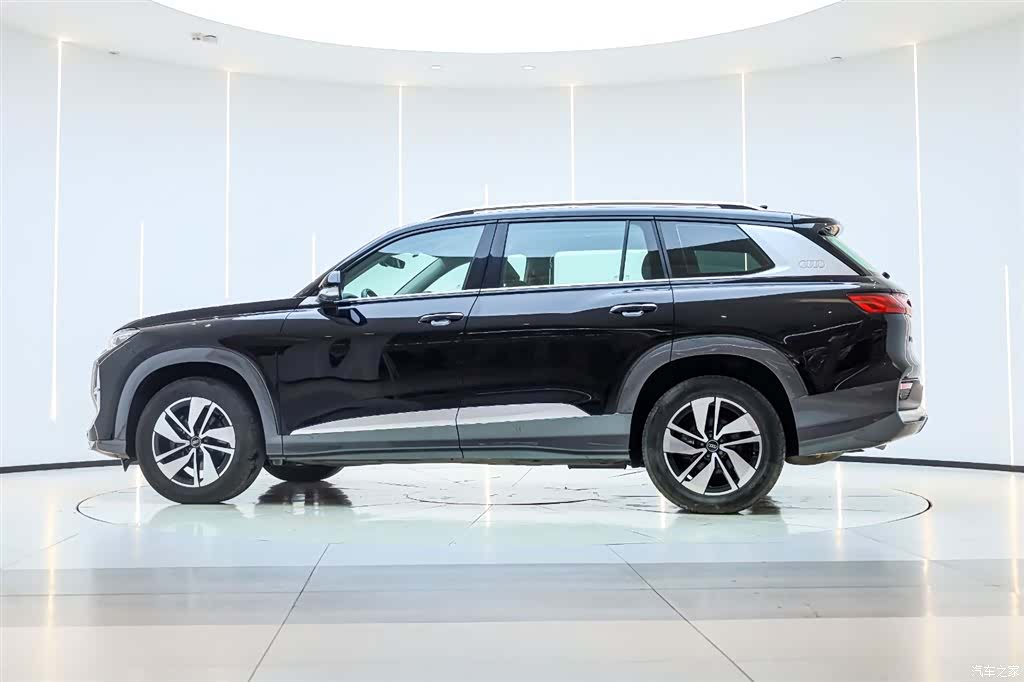 Audi Q6, 2024 7