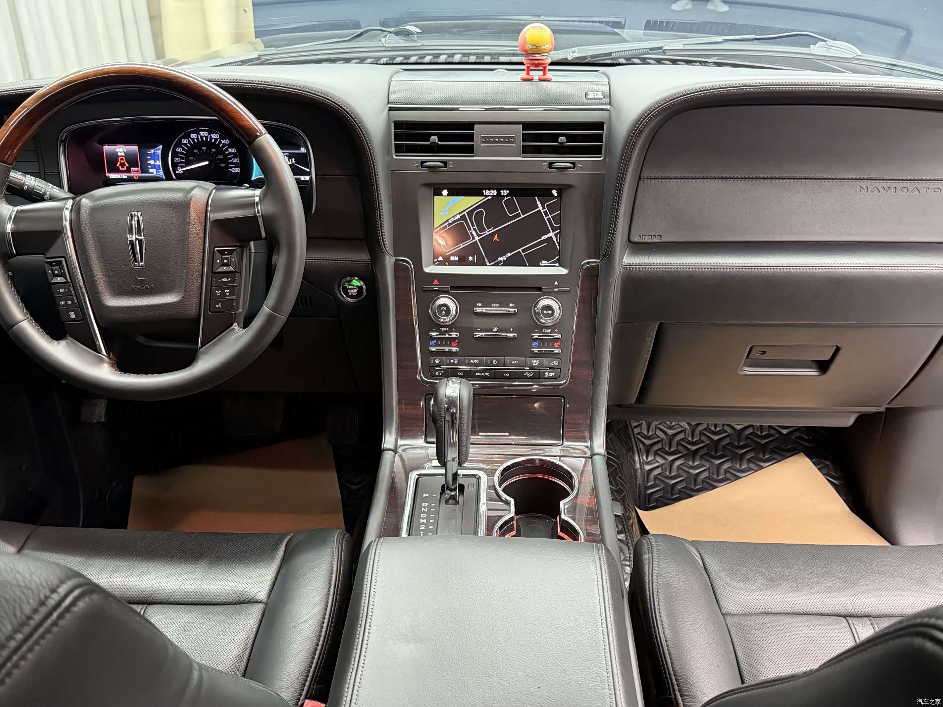 Lincoln Navigator, 2017 19