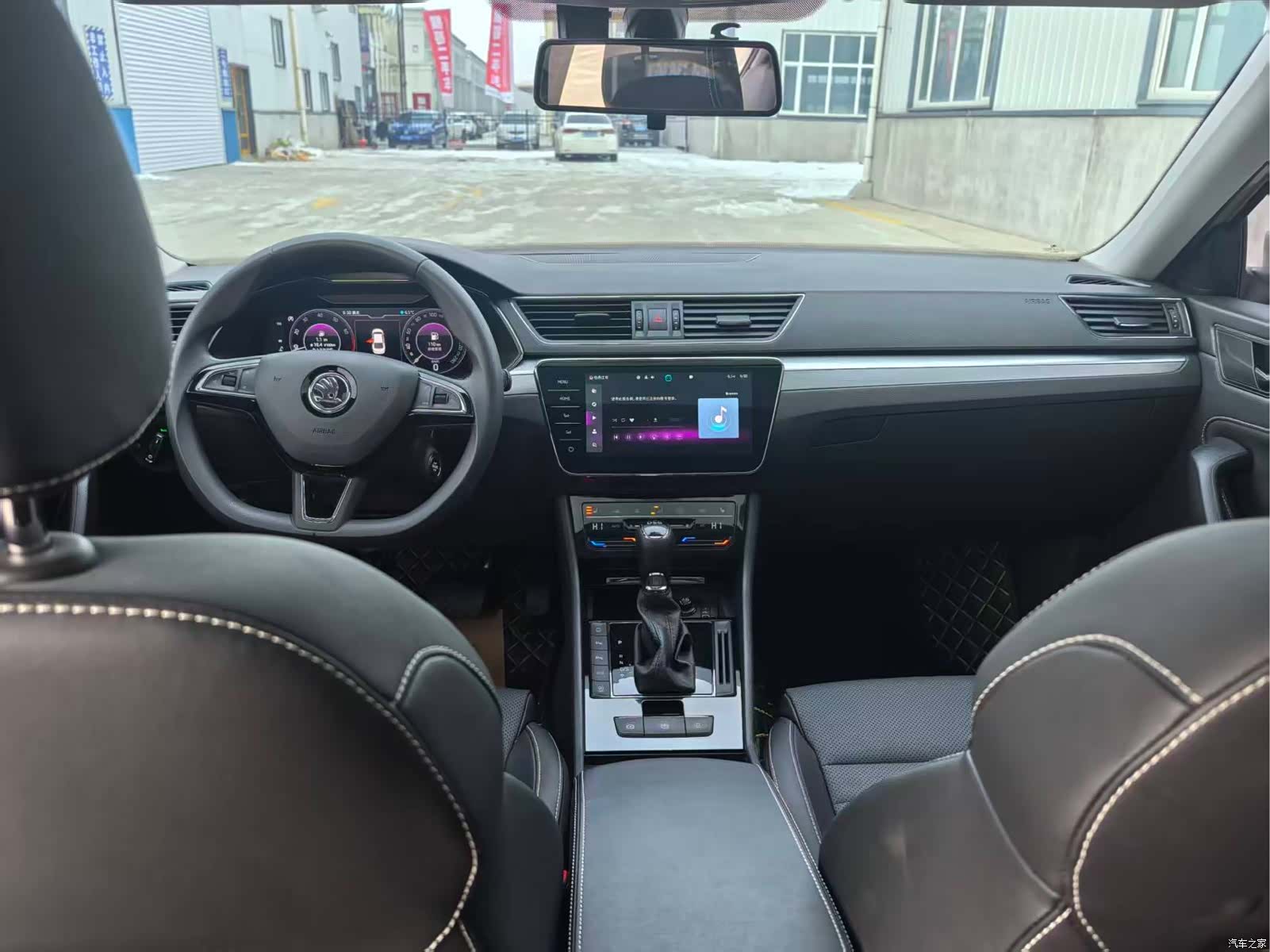 Skoda Superb, 2023 19