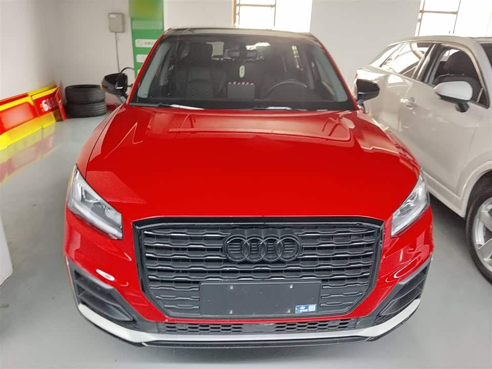 Audi Q2L Audi Q2L