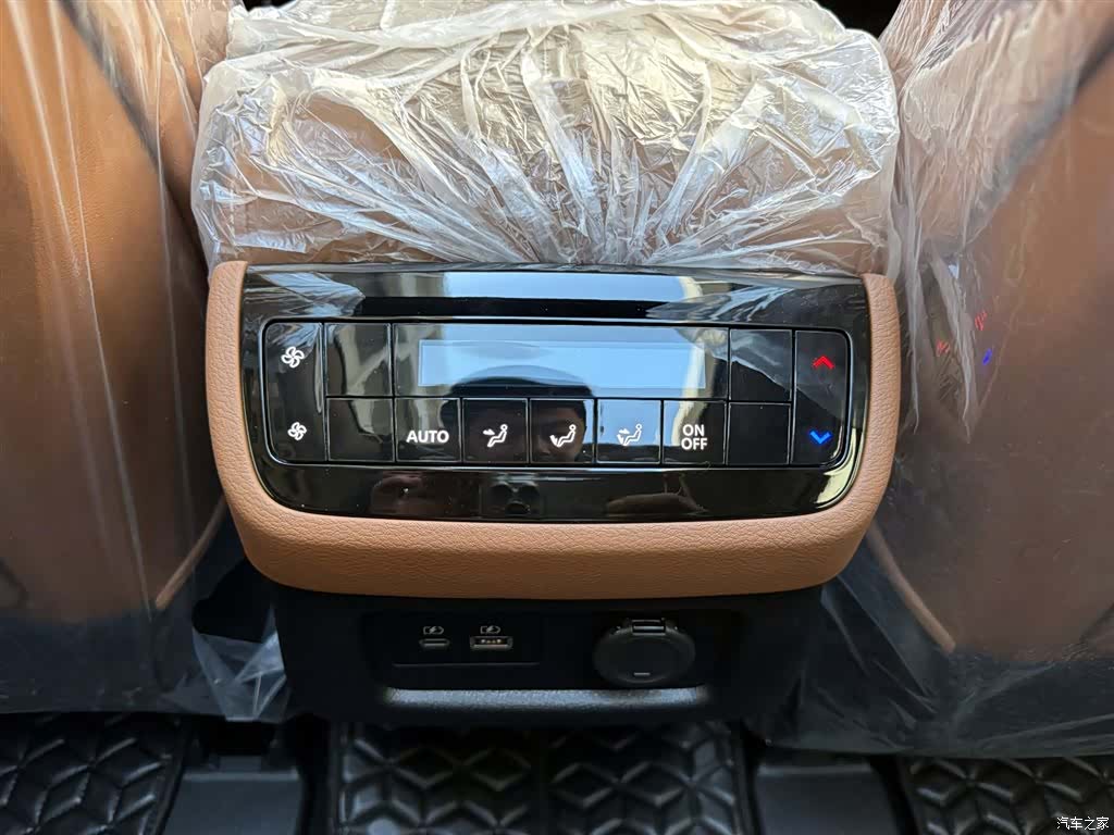 Infiniti QX60, 2026 16