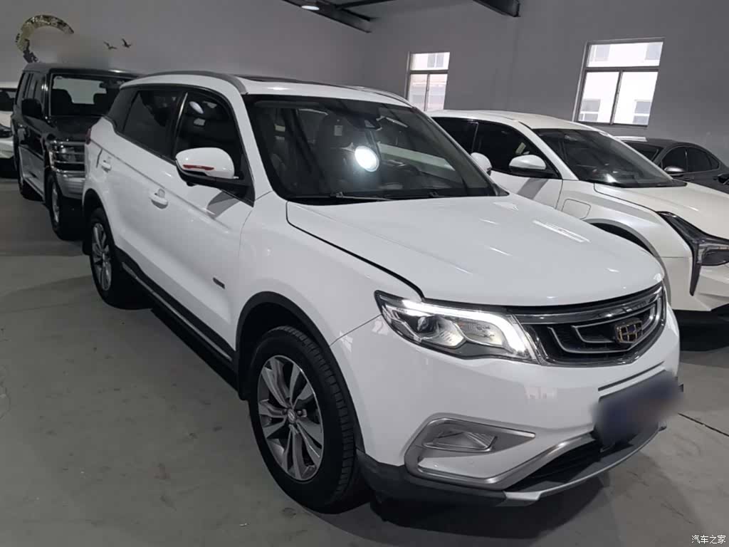 Geely Boyue, 2016 4