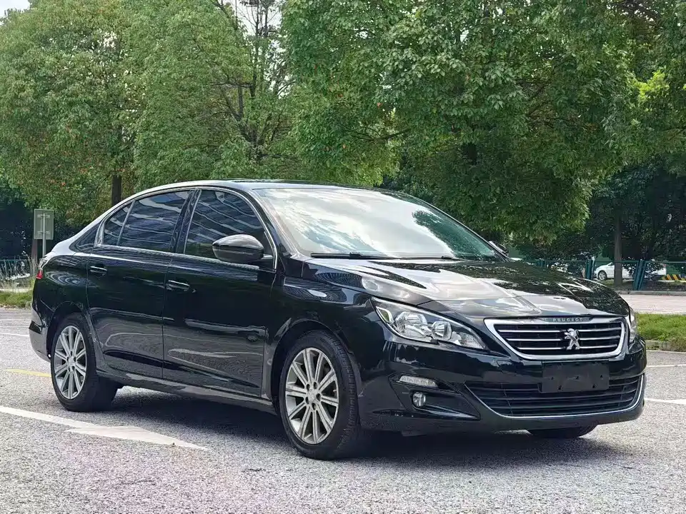 Peugeot 408