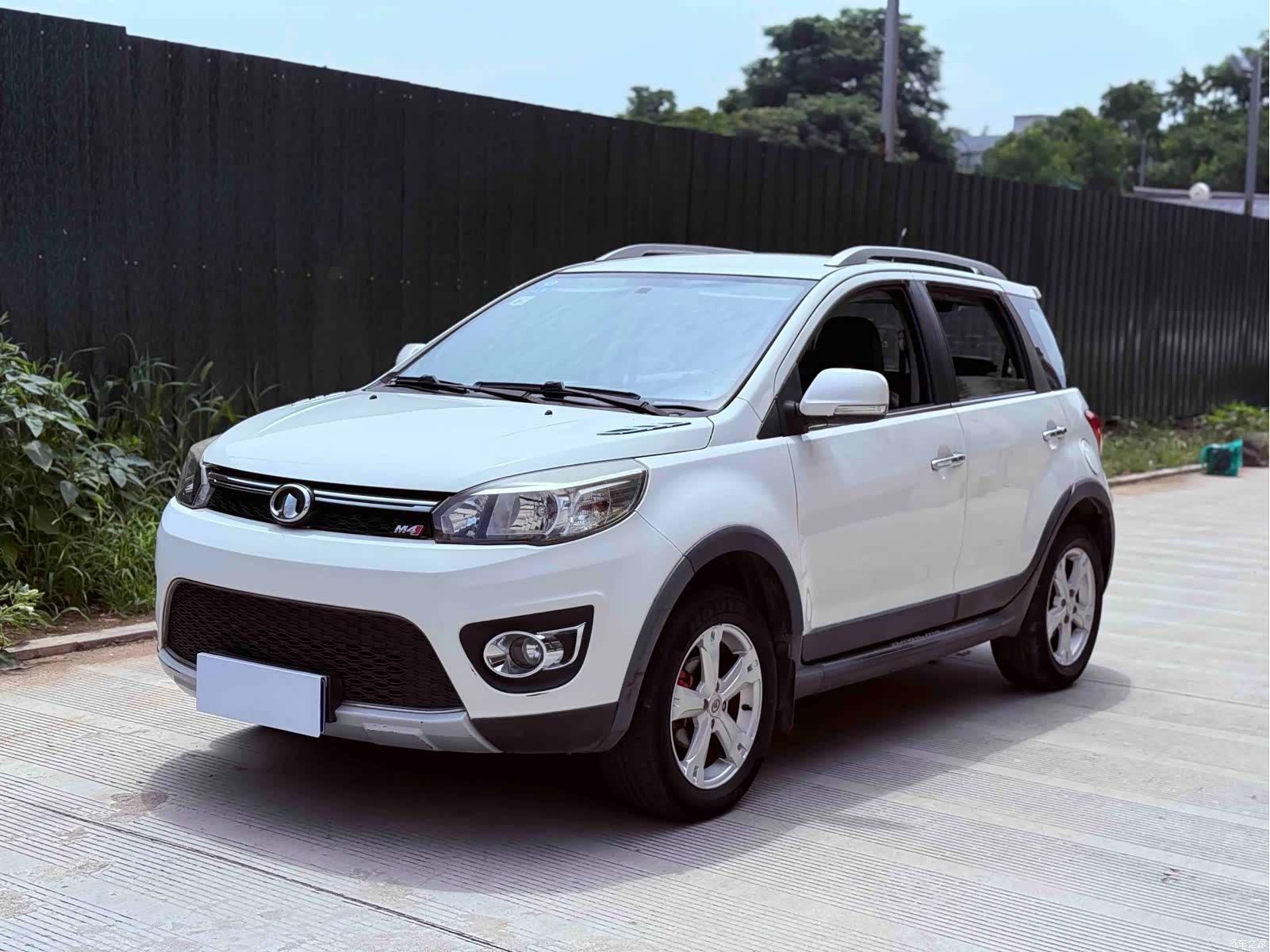 Great Wall M4, 2013 1