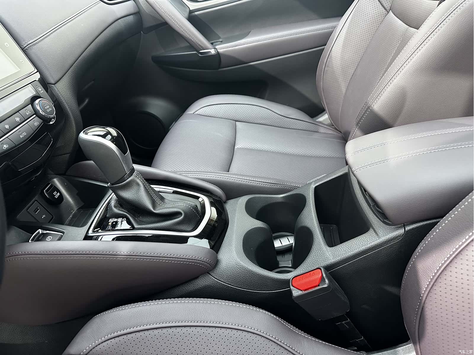 Nissan Qashqai, 2023 14