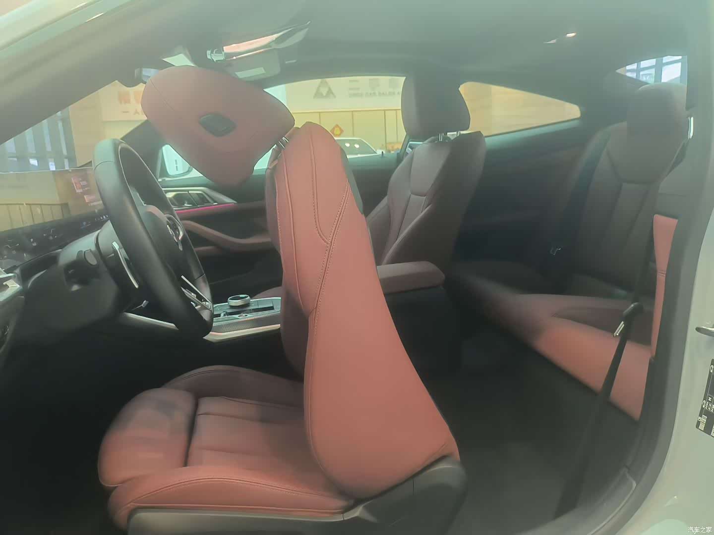 BMW 4 Series, 2025 12