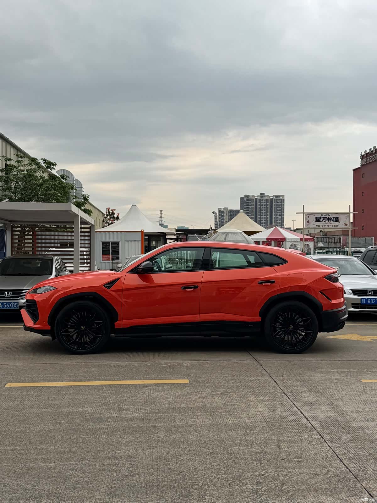 Lamborghini Urus, 2026 3