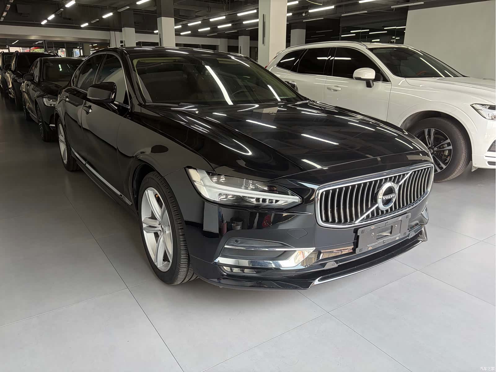 Volvo S90, 2019 3