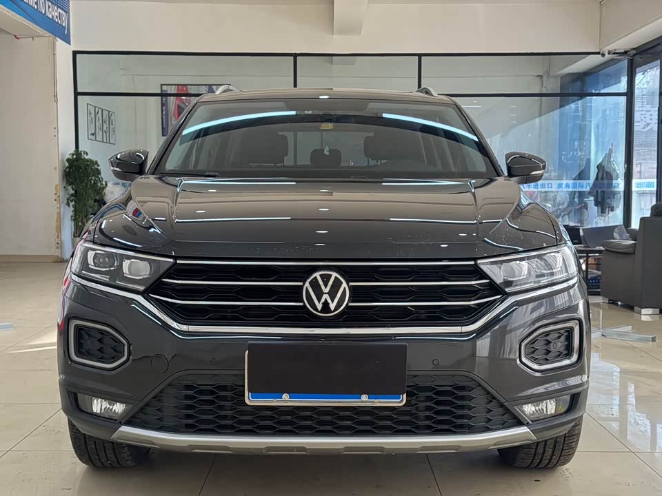 Volkswagen T-ROC exploring Songs
