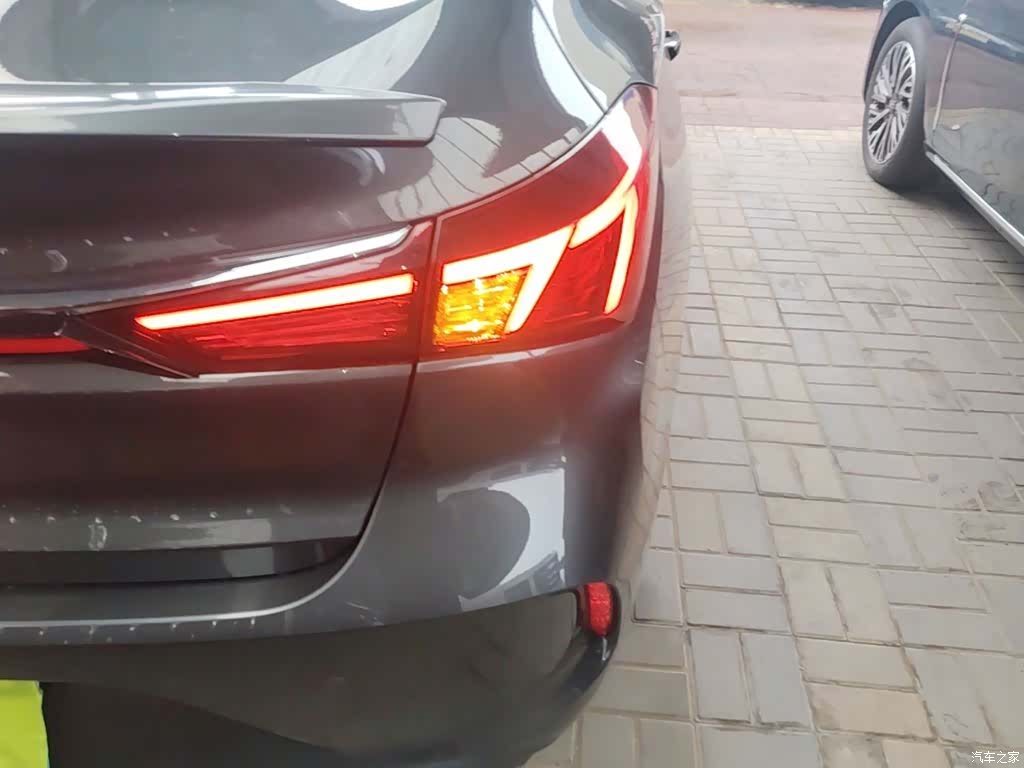 Changan Eado, 2022 8