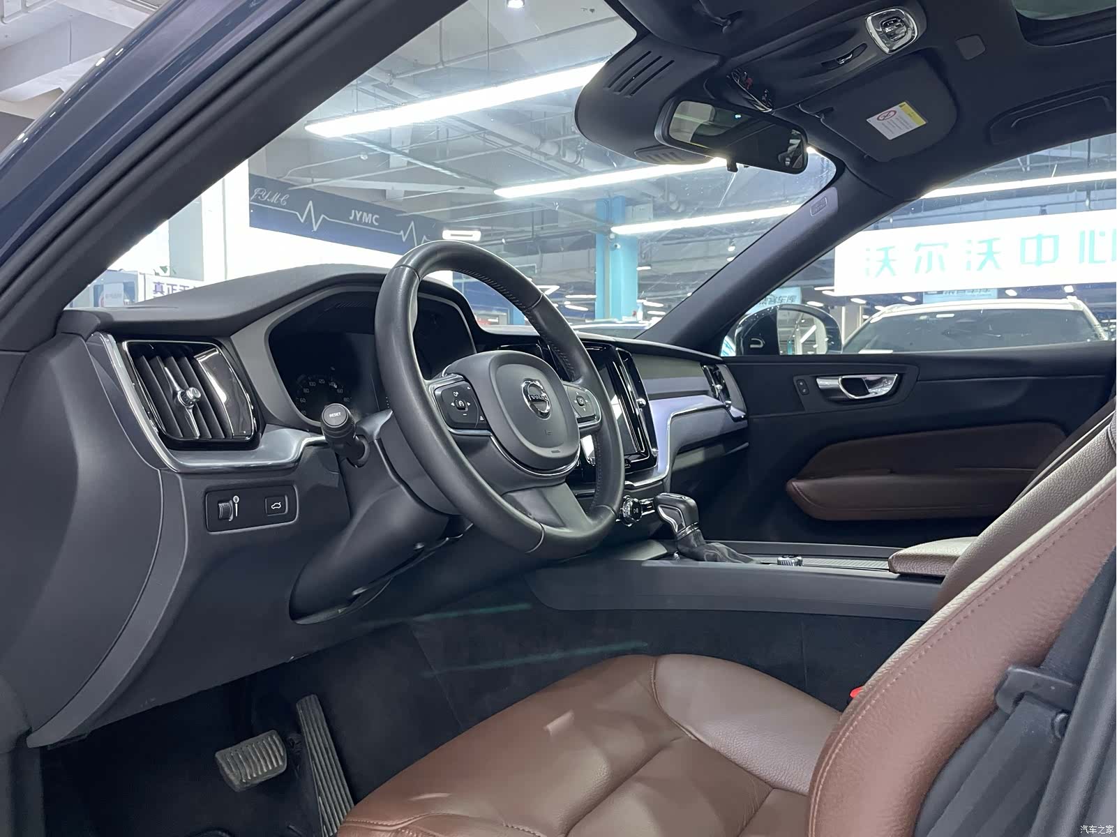 Volvo XC60, 2021 4