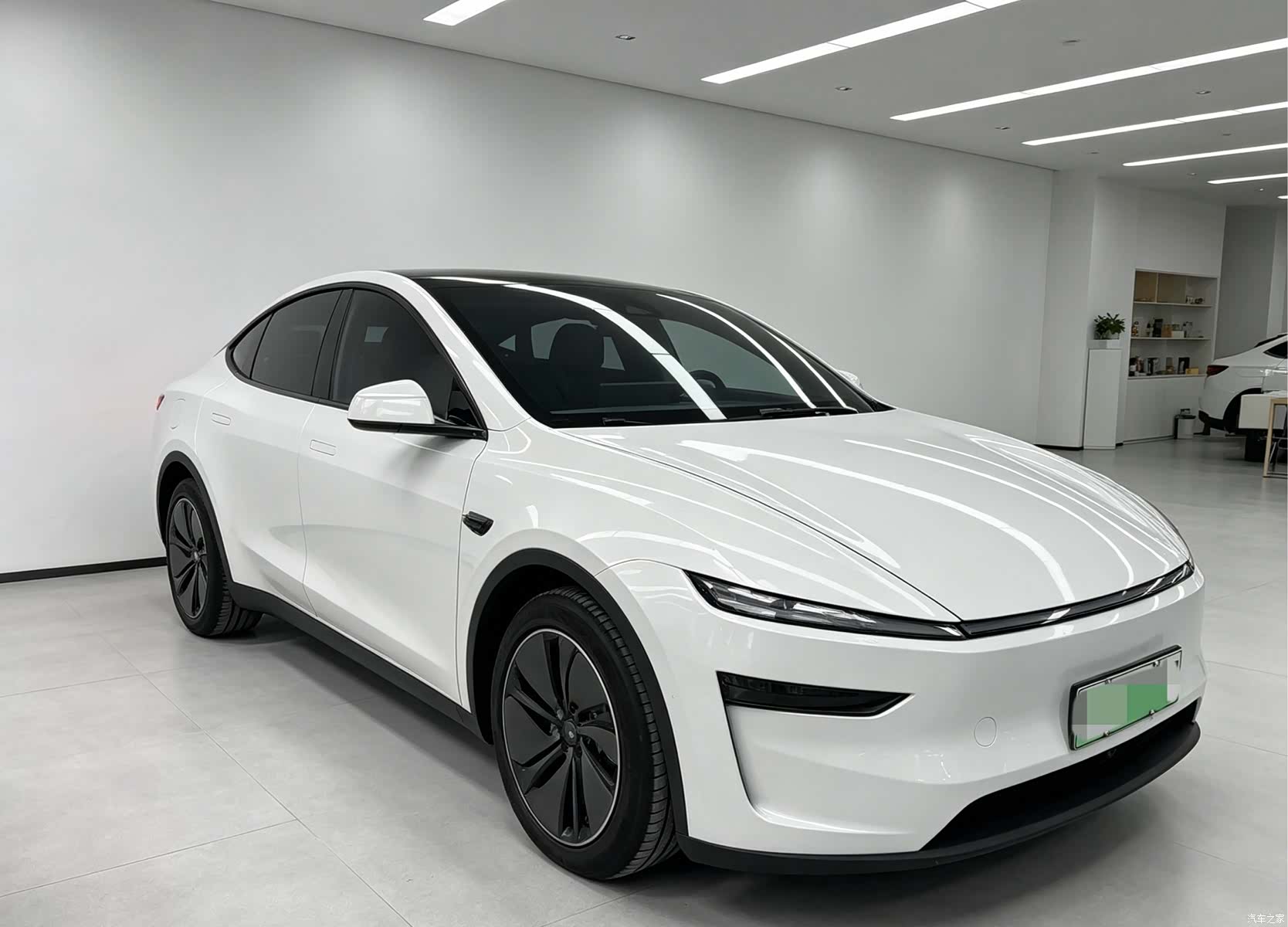Tesla Model Y, 2026 3