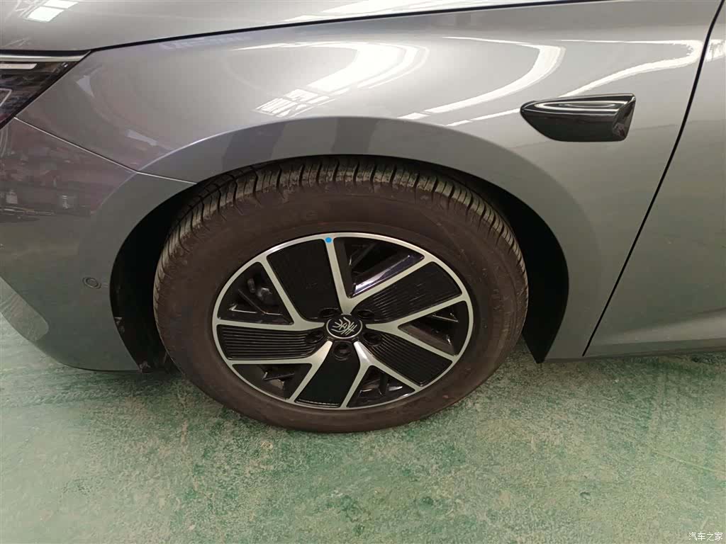 BYD Qin, 2025 23