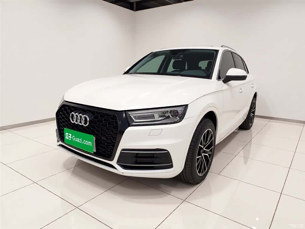 Audi Q5L, 2019 1