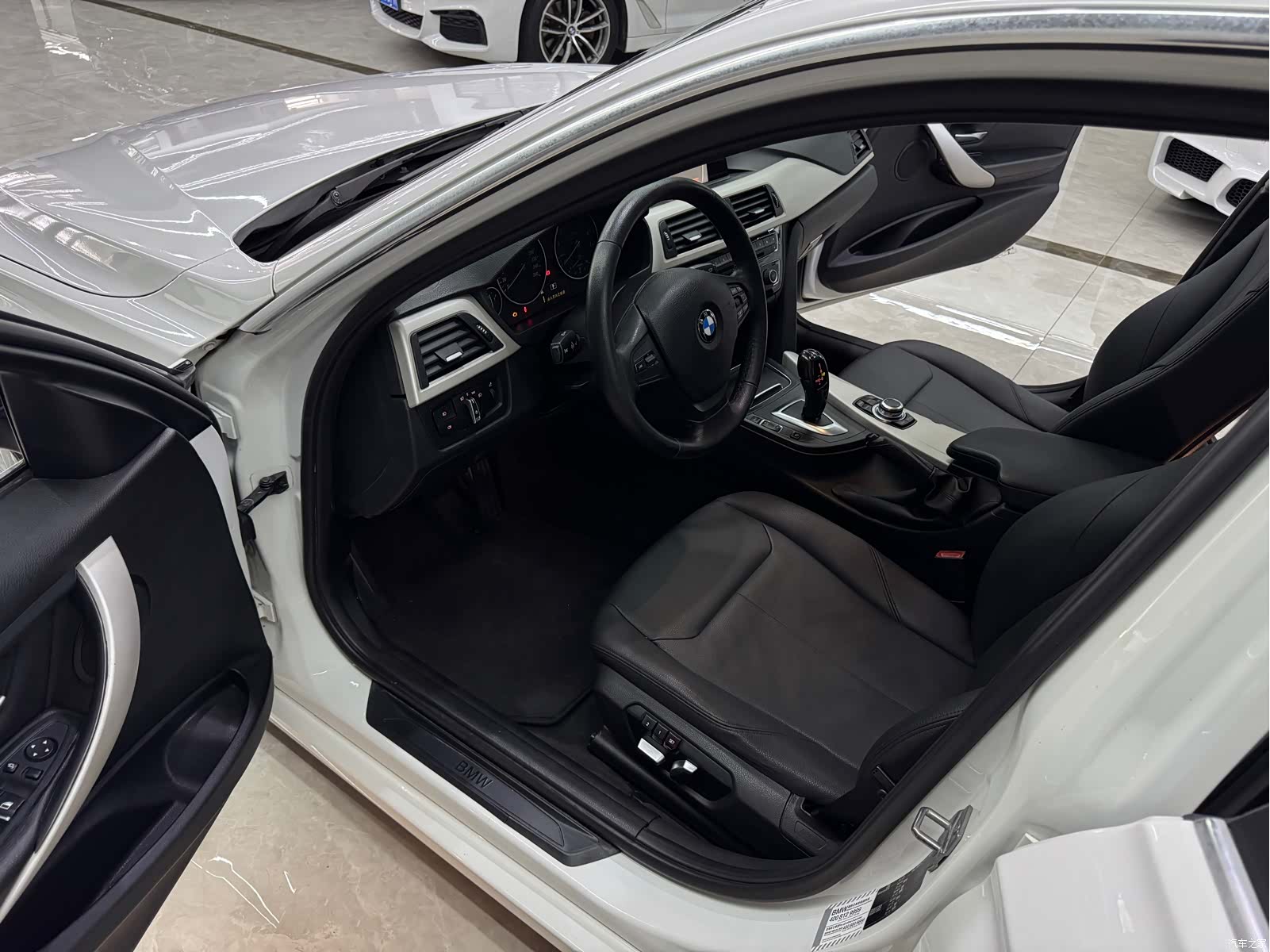 BMW 3 Series, 2016 13
