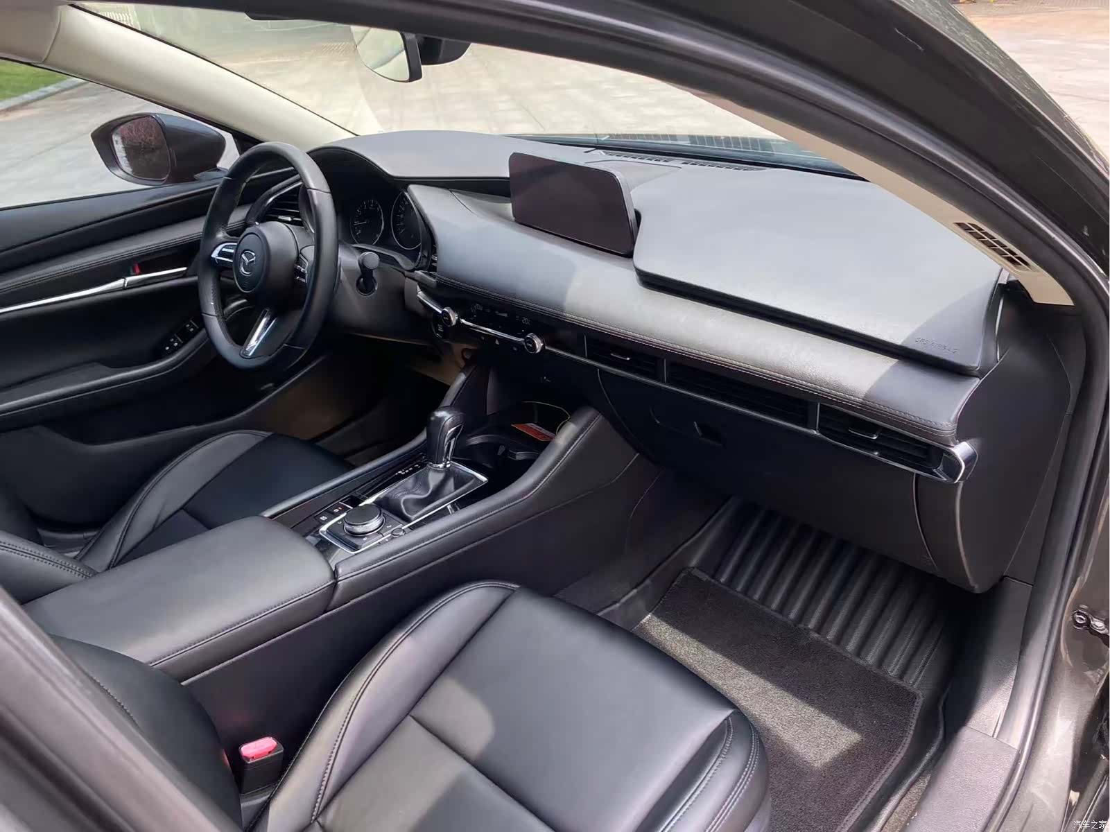 Mazda Mazda3, 2021 16
