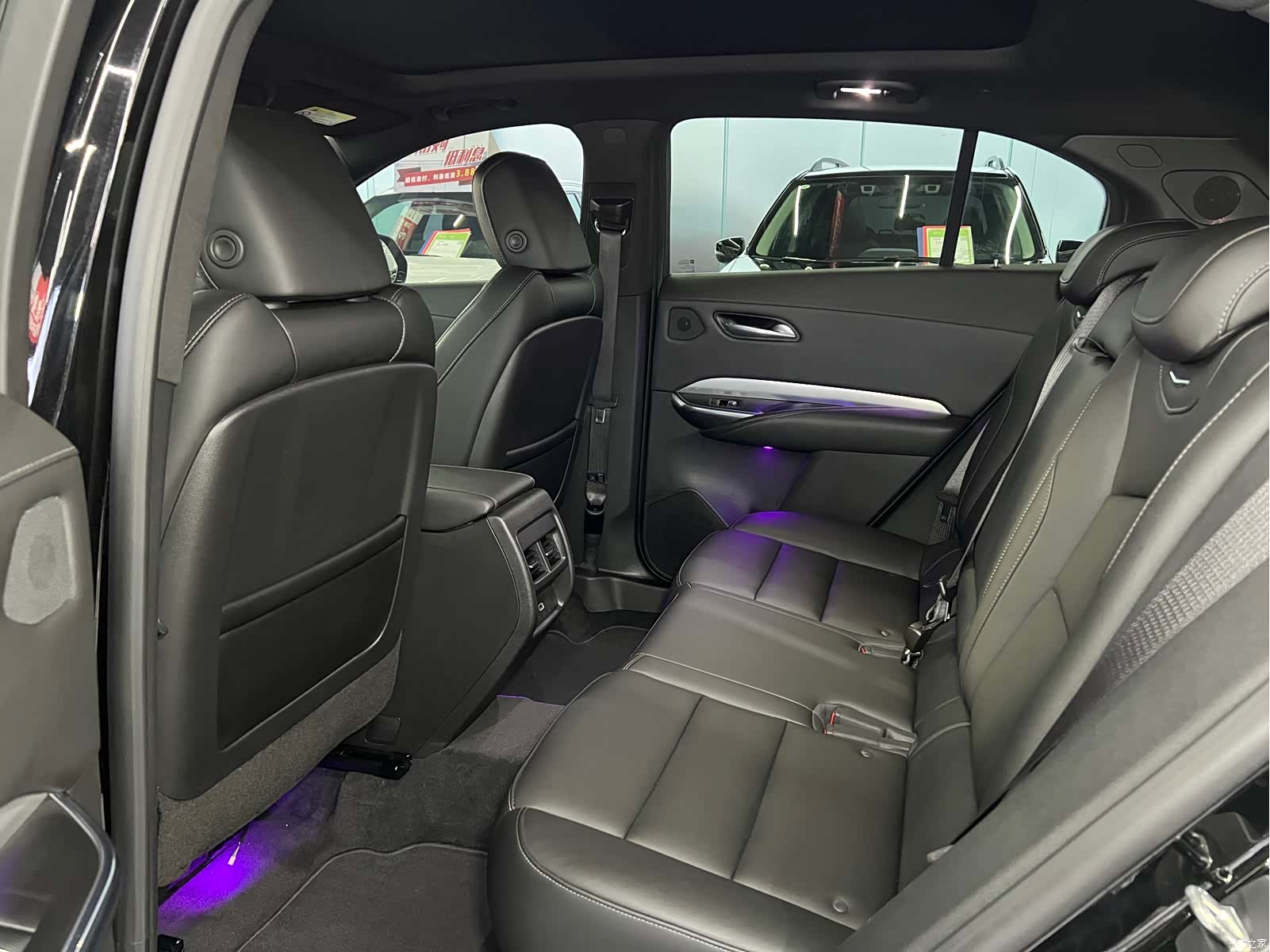Cadillac XT4, 2023 9