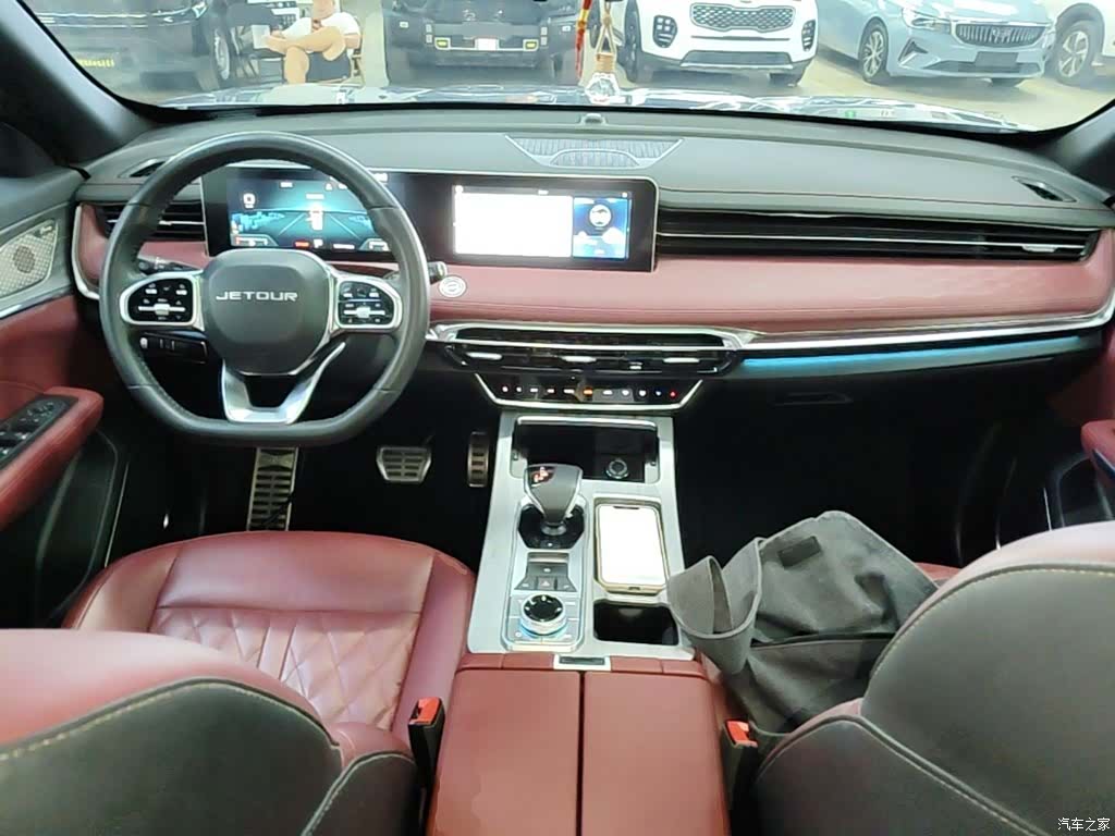 Jetour X70, 2023 10