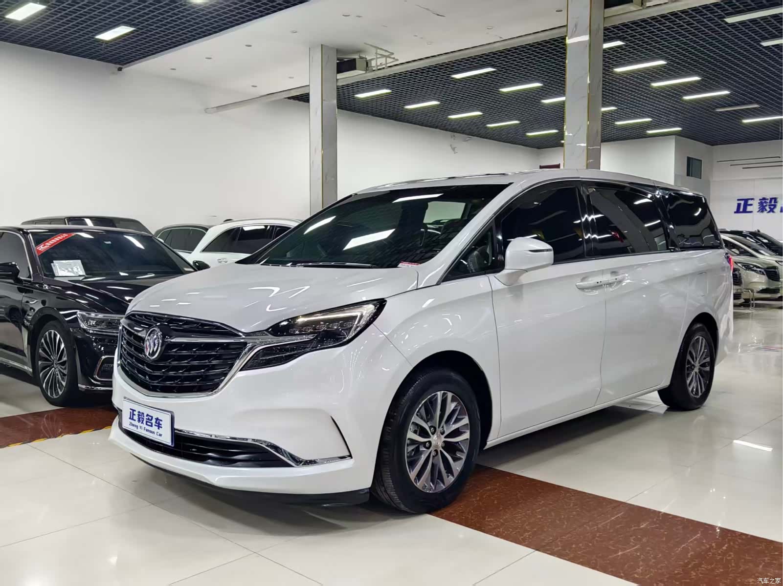 Buick GL8, 2022 1