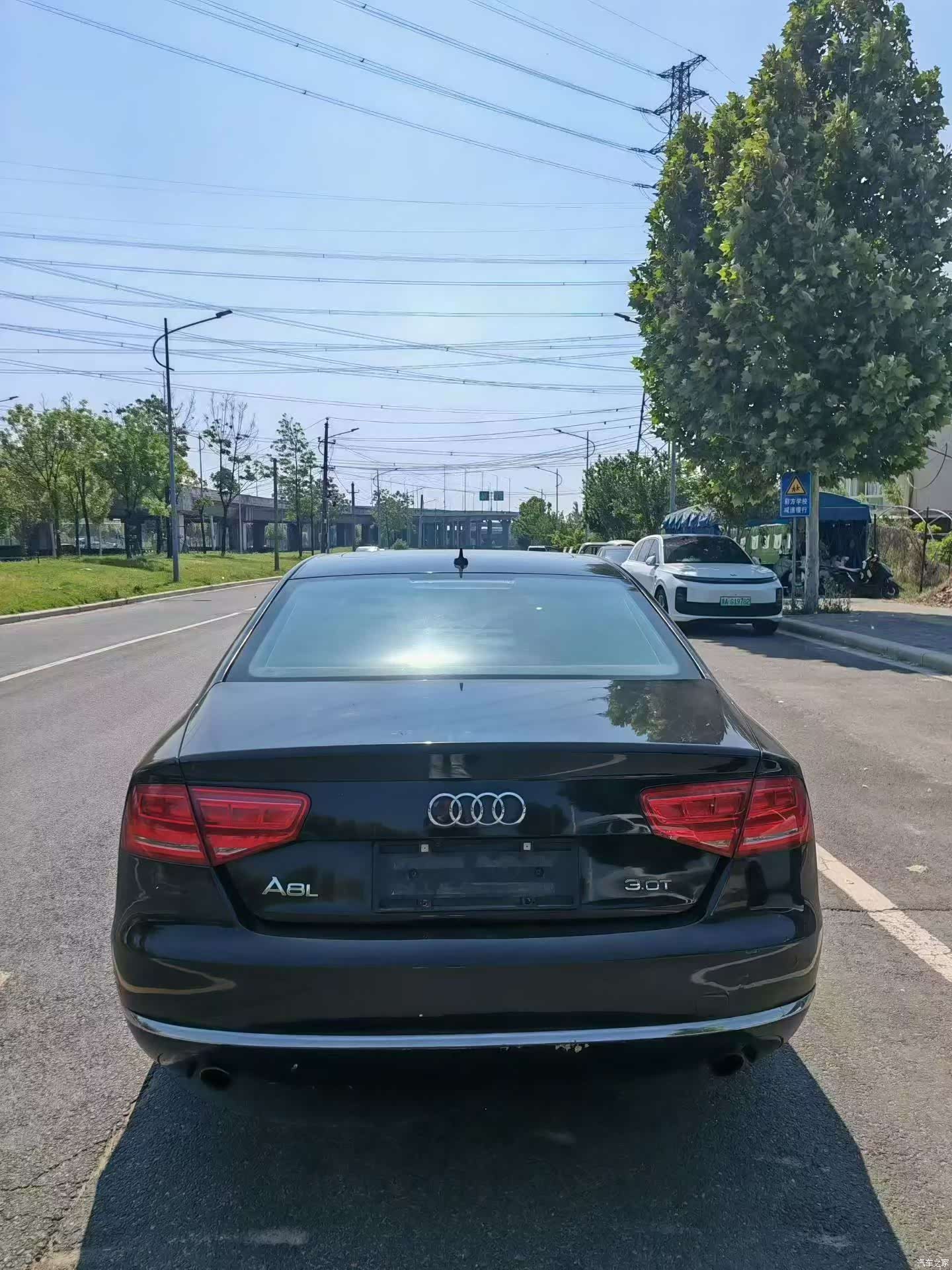Audi A8L, 2011 6