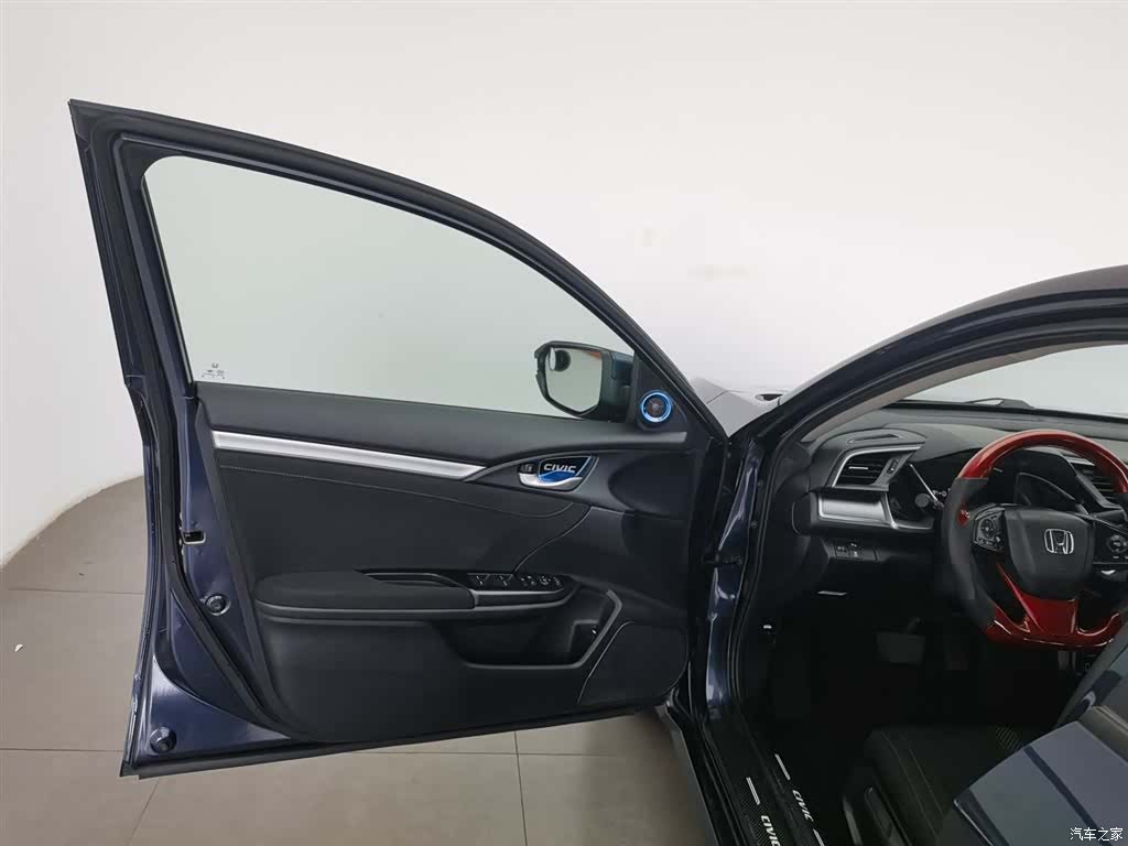 Honda Civic, 2018 8